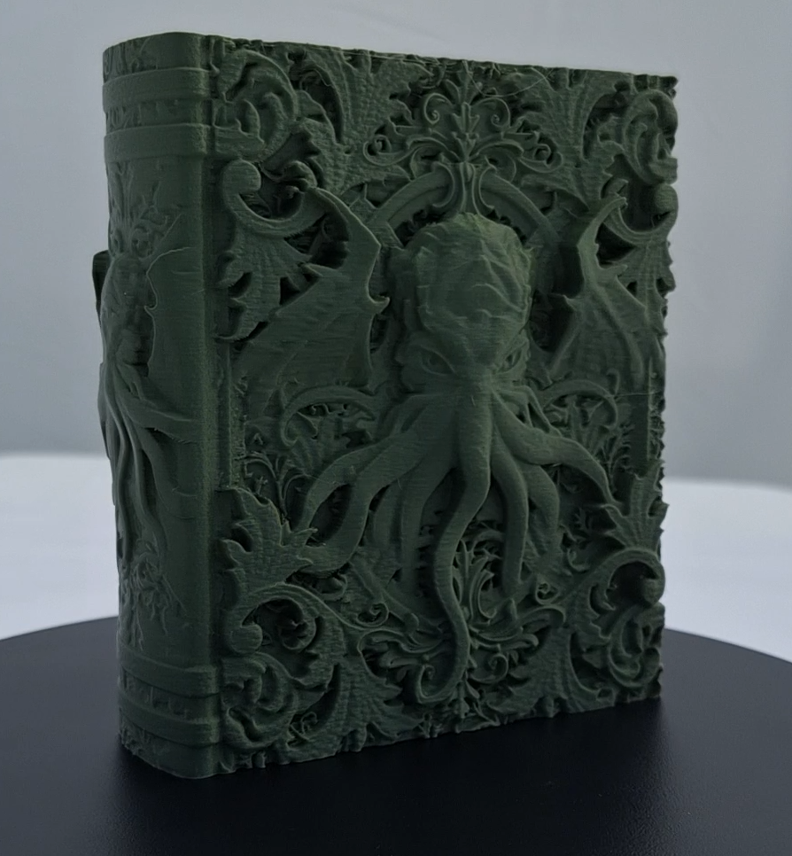 Cthulu Dice Tome by Fate's End