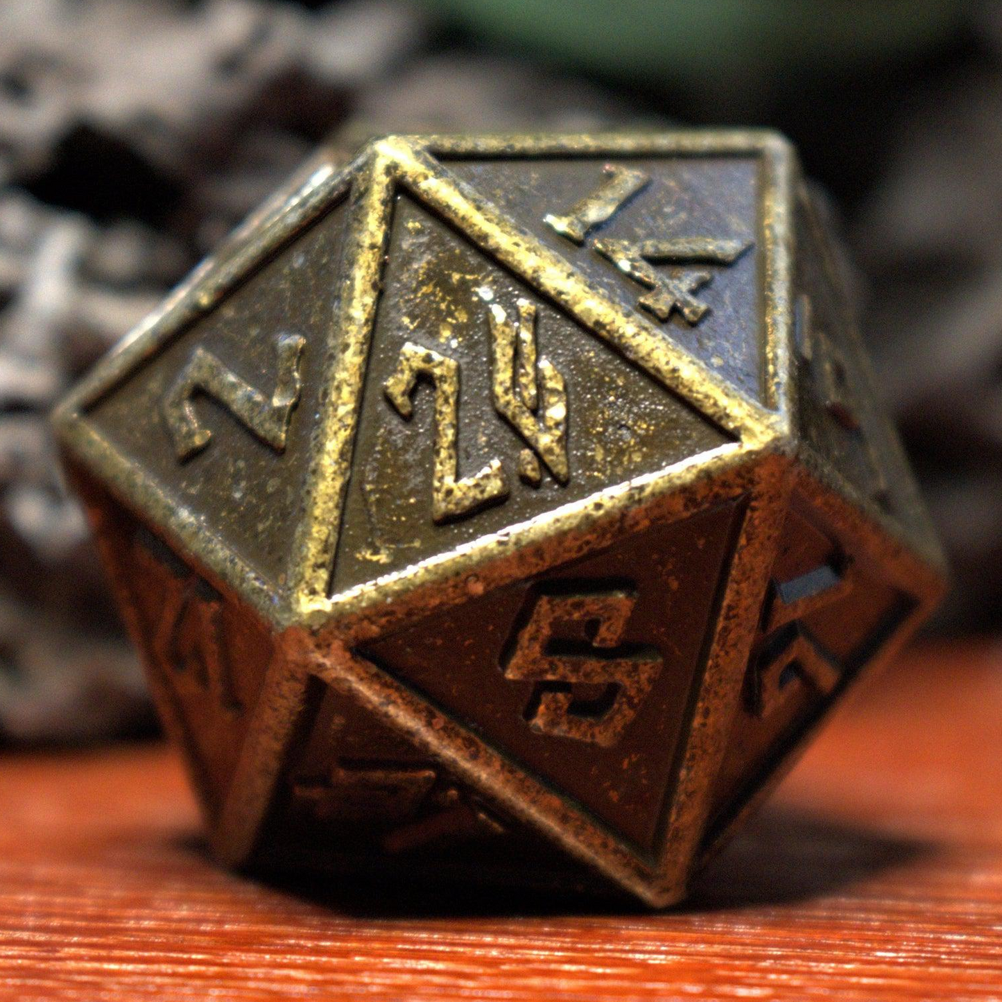 Battle-Worn Gold Metal 35mm D20